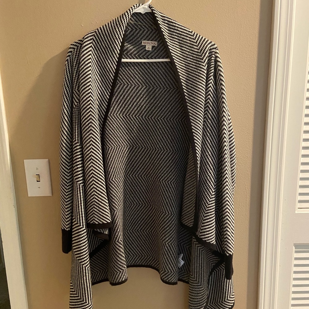 Black and white patterned cardigan - Merona.